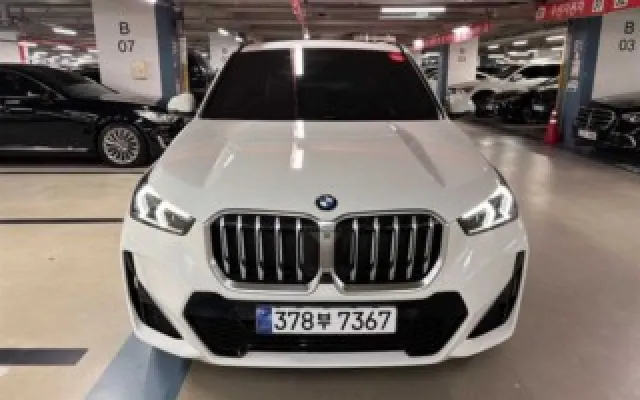 수원중고자동차시세 X1 (U11) xDrive 20i M 스포츠 매물 사진 1 - 2023/12 56,940km
